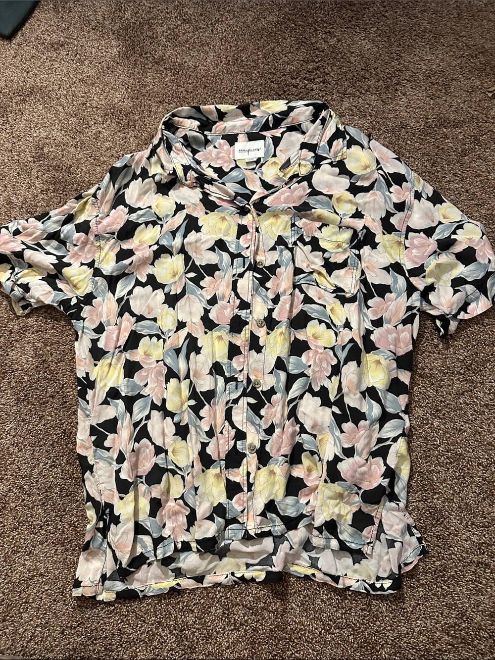 Floral Button-Front Short Sleeve - XL